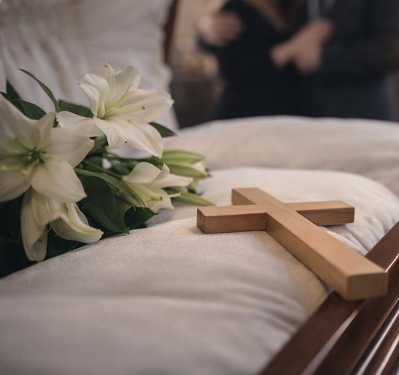 Cercanía humana y consuelo espiritual para las familias